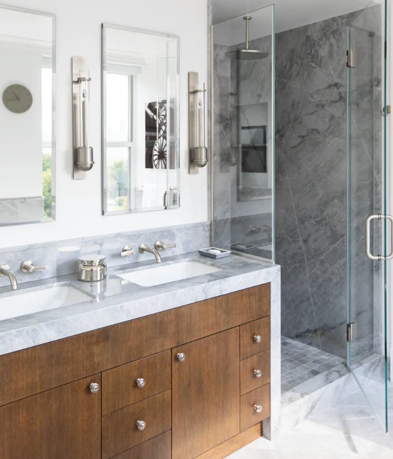 Bath vanity